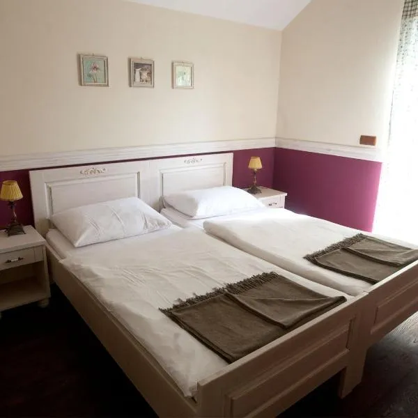 Turistična kmetija Weiss, hotel in Miklavž pri Taboru