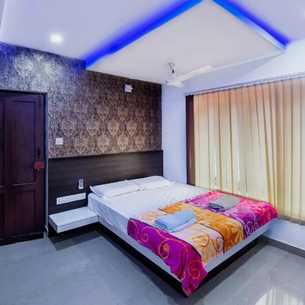 Rams Guest House Near Sree Chithra and RCC，位于特里凡得琅的酒店
