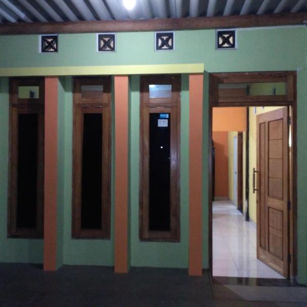 mas Eko Jlatren kost homestay