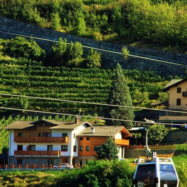 Chèvres à Cheval - Apartment, hotel in Aosta