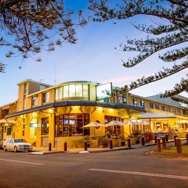 Seabreeze Beach Hotel, Hotel in South West Rocks