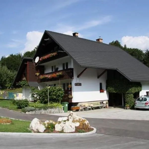 Apartments and rooms Cerkovnik, hotel v destinaci Bohinj