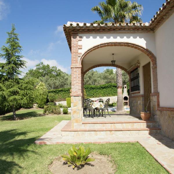 Belvilla by OYO Casa Los Lirios