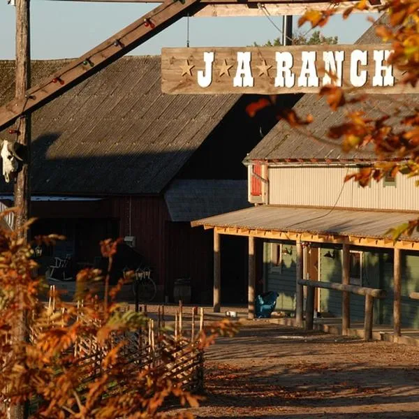 J A Ranch Bed & Breakfast、Strömsnäsbrukのホテル