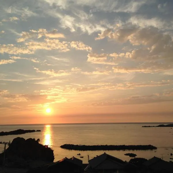 Nanauraso, Hotel in Sado