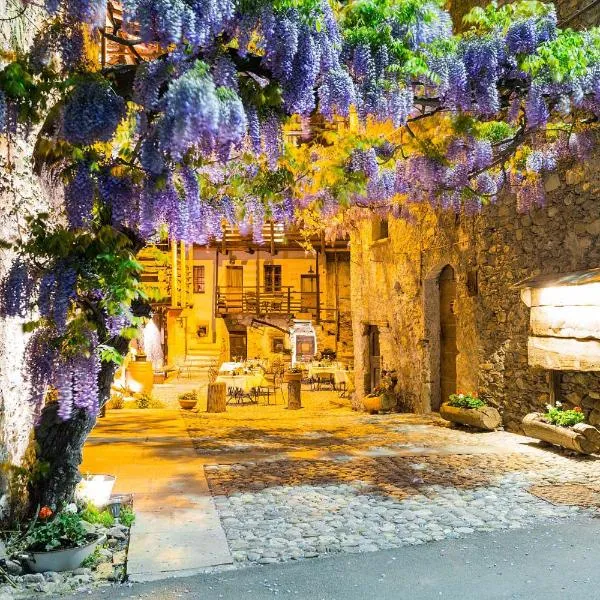 康特拉达贝尔特拉梅里酒店，位于Villa di Tirano的酒店