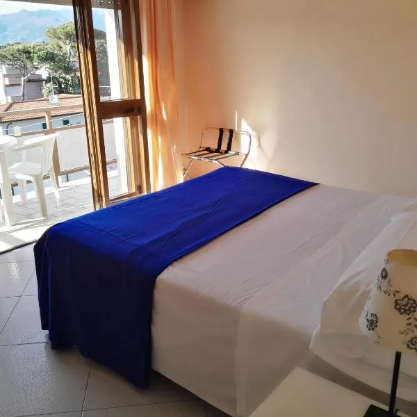 Hotel Elizabeth, hotel din Marina di Pietrasanta