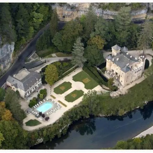 Château De La Caze Piscine & Spa - Ste Enimie, hotel di Sainte-Énimie