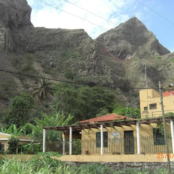 Ribeira Grande Country House, hotell sihtkohas Escabeçada