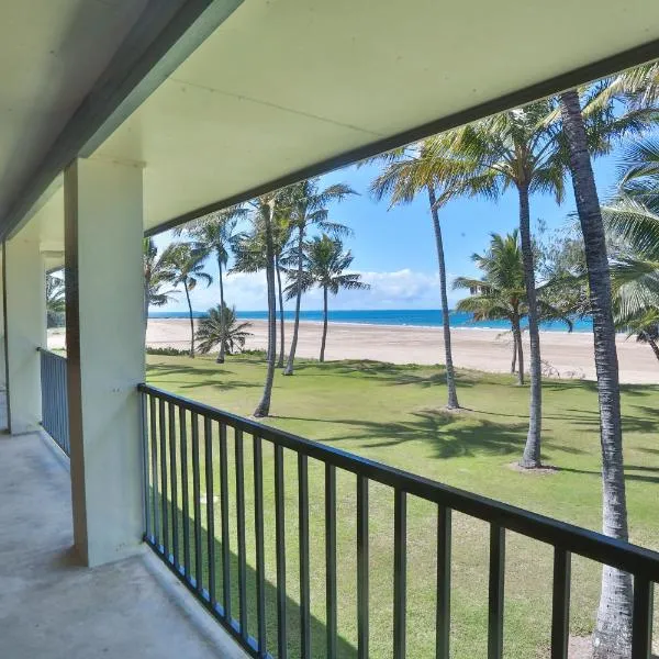 Sarina Beach Motel, ξενοδοχείο σε Sarina