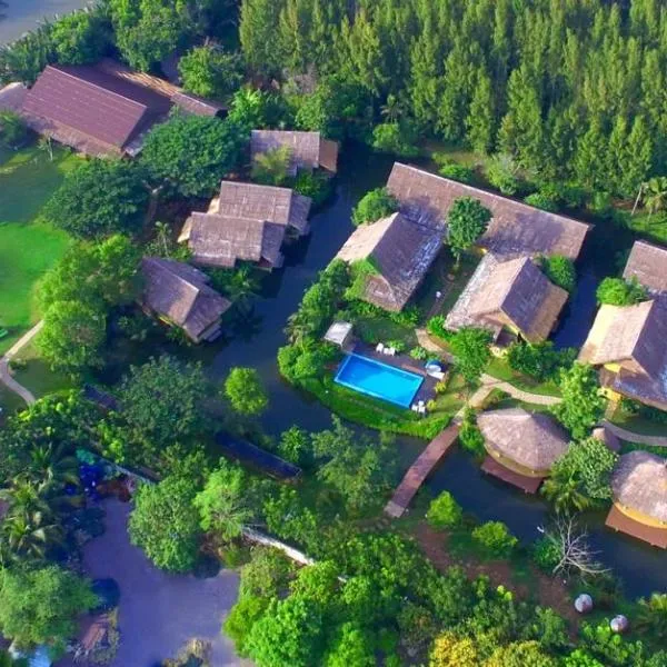 Asita Eco Resort, hotel v destinaci Amphawa