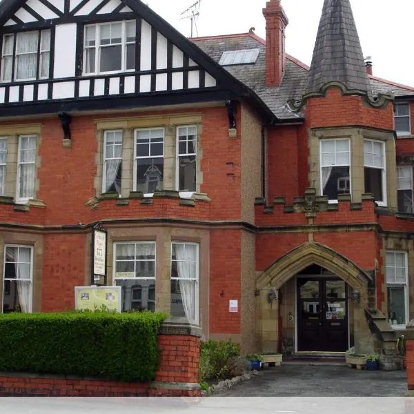 Crickleigh House, hotel Llandudnóban