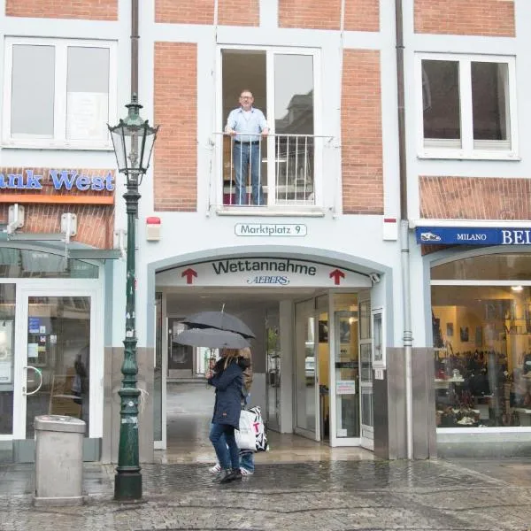 Apartement mit Dachterrasse - bei Curth klingen - Teilen Sie uns Ihre Ankunfszeit mit, hotel in Düsseldorf