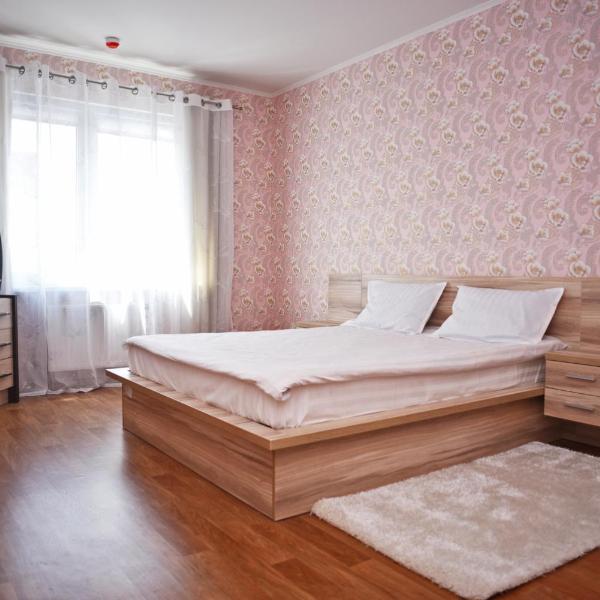 Kiev Sophii Rusovoi Apartment