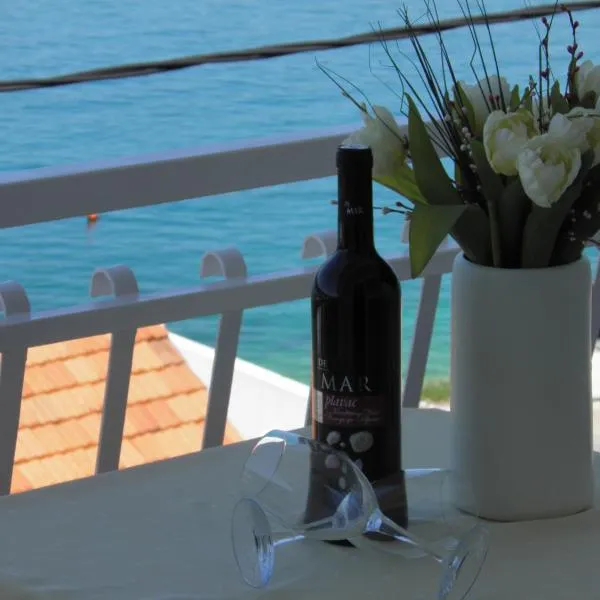 Apartment Adria, Hotel in Trogir