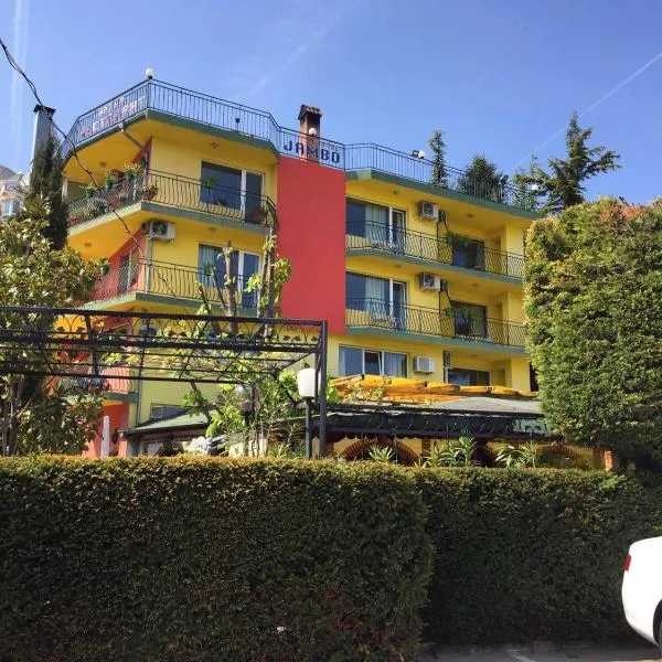Hotel Jambo, khách sạn ở Golden Sands
