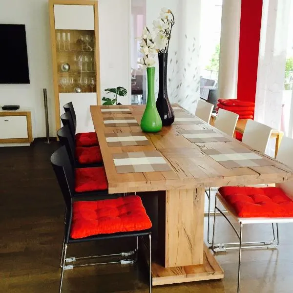 Rheinblick Riverview Luxury, hotel v destinaci Konstanz