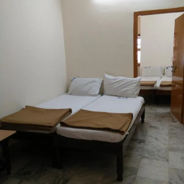 MSR Lodge, hotel in Tirupati