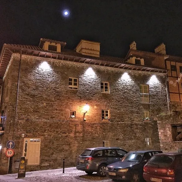 Las Doñas del Portazgo, ξενοδοχείο σε Villafranca del Bierzo