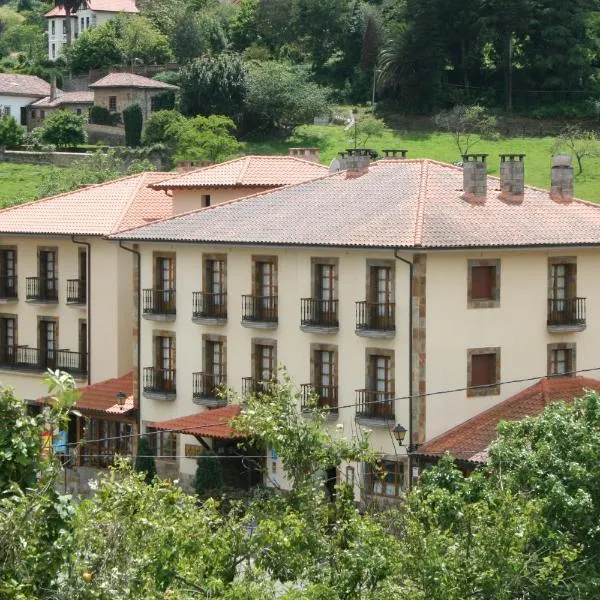 Hotel Valle Las Luiñas, hotel v destinaci Soto de Luiña
