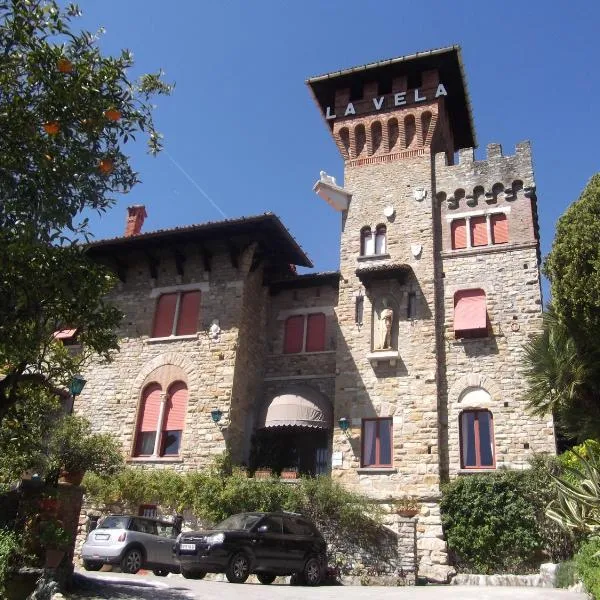 Hotel La Vela-Castello Il Rifugio, hotel v mestu Santa Margherita Ligure