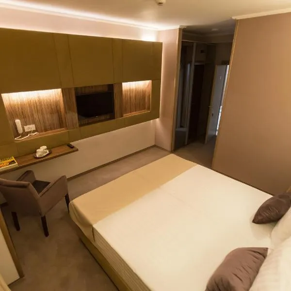 Hotel Orient Braila, מלון בבראילה