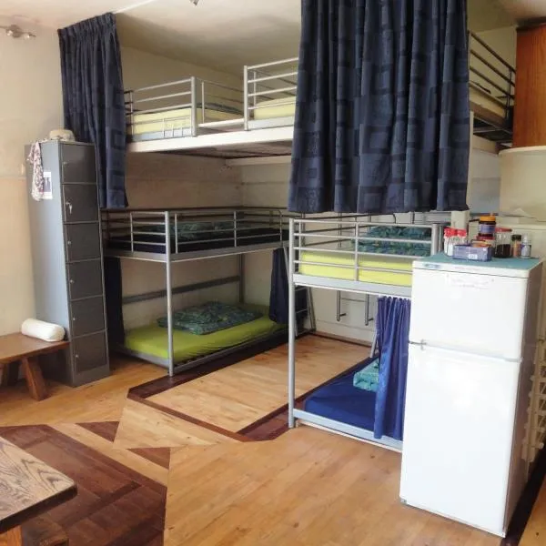 Frank's Backpackers, hotel v destinaci Helmond