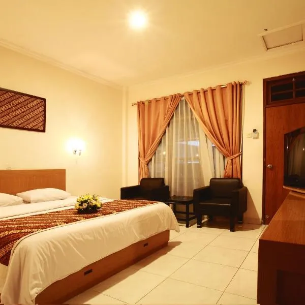 Syariah Arini Hotel, hotel in Solo