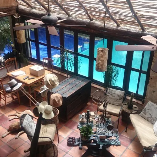 Jungle Lodge CANCUN AEROPUERTO, hôtel à Cancún
