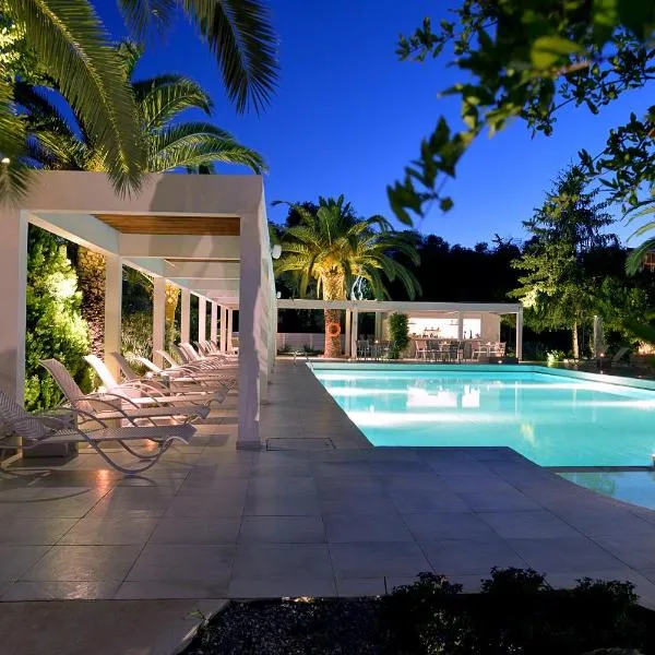 TRYP by Wyndham Corfu Dassia, hotel di Dassia