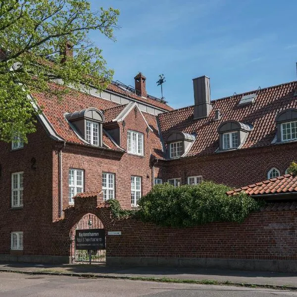 Halmstad Hotell & Vandrarhem Kaptenshamn, hotel v destinaci Halmstad