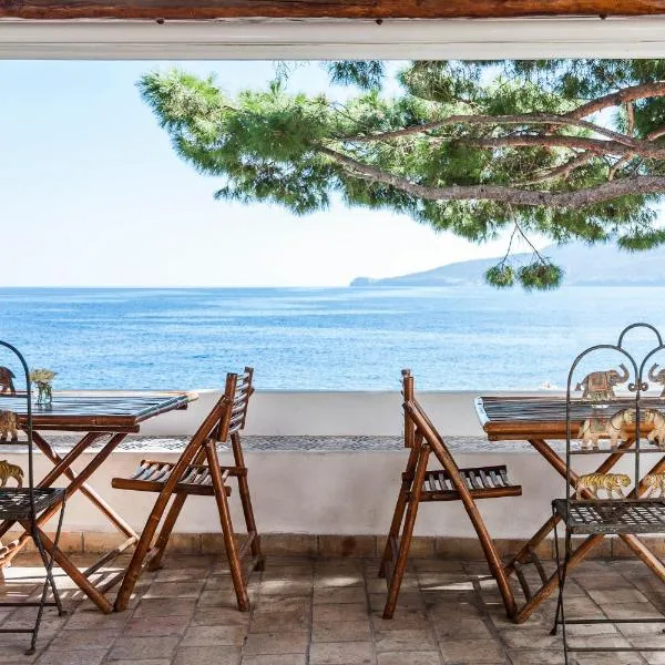 Hotel Mercanti di Mare, מלון בסנטה מרינה סלינה