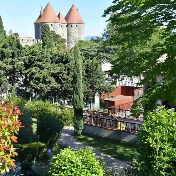 Pont Levis Boutique Hôtel - 50m Cité Remparts Carcassonne, отель в Каркассоне