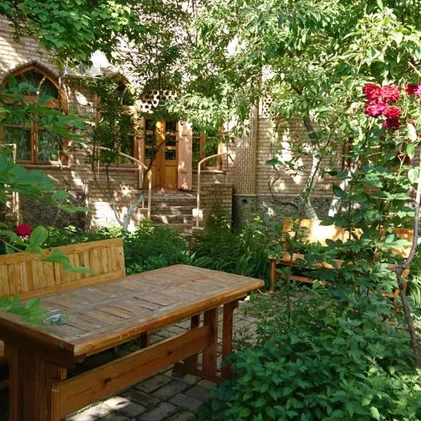 ANTICA Family Guest House, hotel v mestu Samarkand