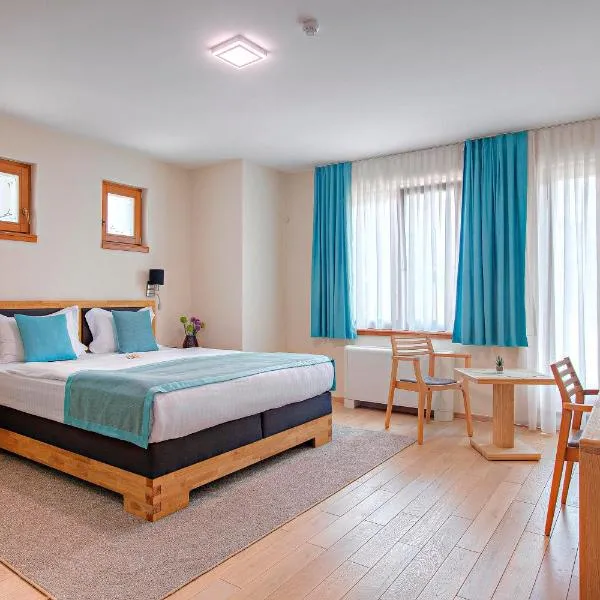 Hotel Aziza, ξενοδοχείο στο Σαράγεβο