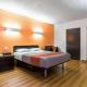 Motel 6-Long Beach, CA - International City, Лонг-Бич (фото 10)