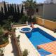 Central villa flatlet with pool - free parking and WiFi Lija - Foto 7