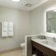Holiday Inn Express Visalia-Sequoia Gateway Area by IHG, Visalia - Fotografie 2