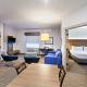 Holiday Inn Express & Suites Tulsa S Broken Arrow Hwy 51 by IHG, Broken Arrow (photo 3)