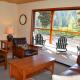 Montecito Sequoia Lodge, Sequoia