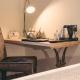 The Curious Pig in the Parlour, Burstow (foto 8)