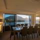 Lakefront Luxury by Amazing Accom Queenstown - Photo 8