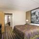 Super 8 by Wyndham Sevierville Riverside - Photo 3
