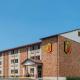 Super 8 by Wyndham St Charles, St. Charles - Fotografie 1