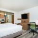 Holiday Inn Express & Suites Rocky Mount Smith Mountain Lake by IHG - Foto 4