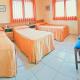 Hostal Montserrat, Tona (Foto 8)