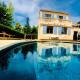 Villa in Provence with private pool LʼIsle-sur-la-Sorgue - Photo 2