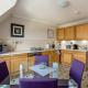 JOIVY Inviting Apartment near Leith Walk Эдинбург - Фото 7