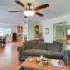 Goss Lake Getaway, Langley (zdjęcie 4)