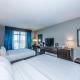 Holiday Inn Express & Suites Charleston Arpt-Conv Ctr Area by IHG - Photo 9